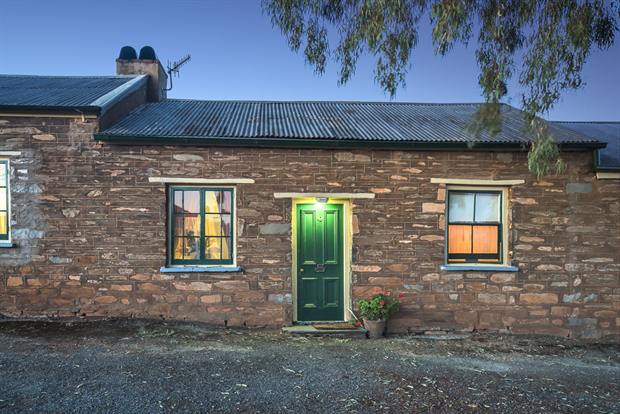 Cottage 10 — the stone cottages of Tivers Row on Truro Street, Burra